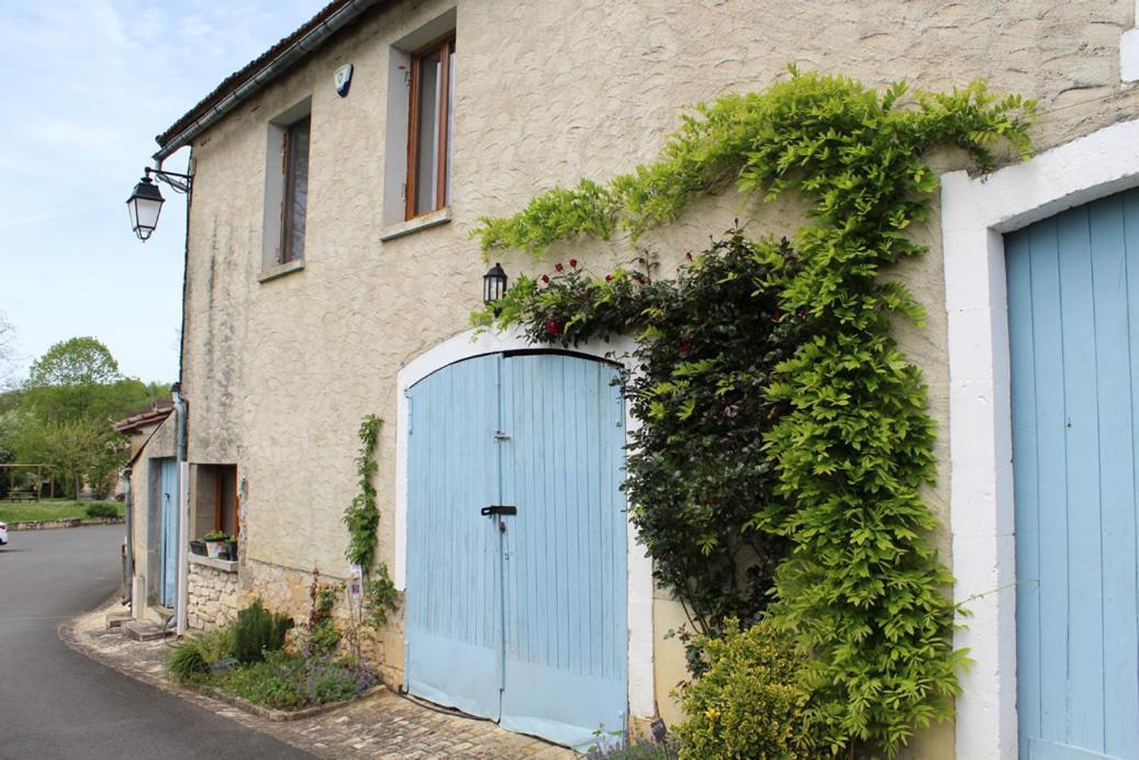 La Grange, 10 Rue Du Lavoir Saint-Martial-d'Albarede Esterno foto